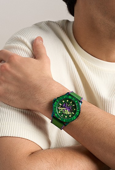 Marvel x Fossil Limited-Edition Incredible Hulk 45mm Automatic Watch - Image 2