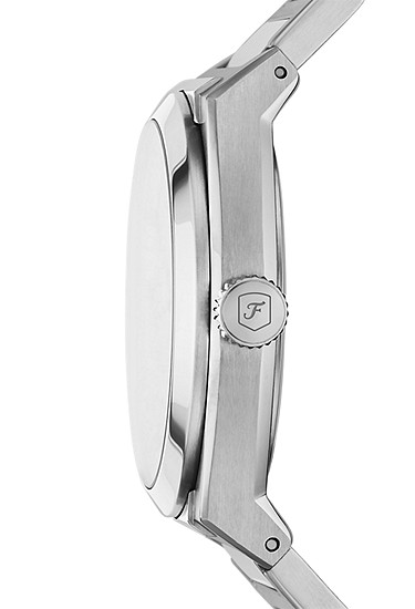 Everett 42mm Three-Hand Date Stainless Steel Watch - Image 3