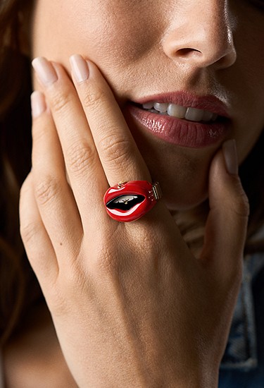 Lips Watch Ring 18mm Two-Hand Gold-Tone Stainless Steel - Image 2