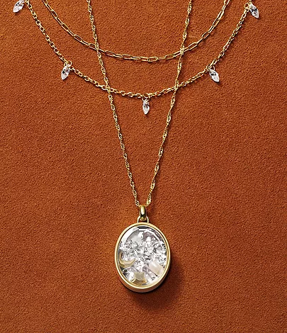 Sutton Shaky Glitz Gold-Tone Stainless Steel Moon and Star Pendant Necklace - Image 6